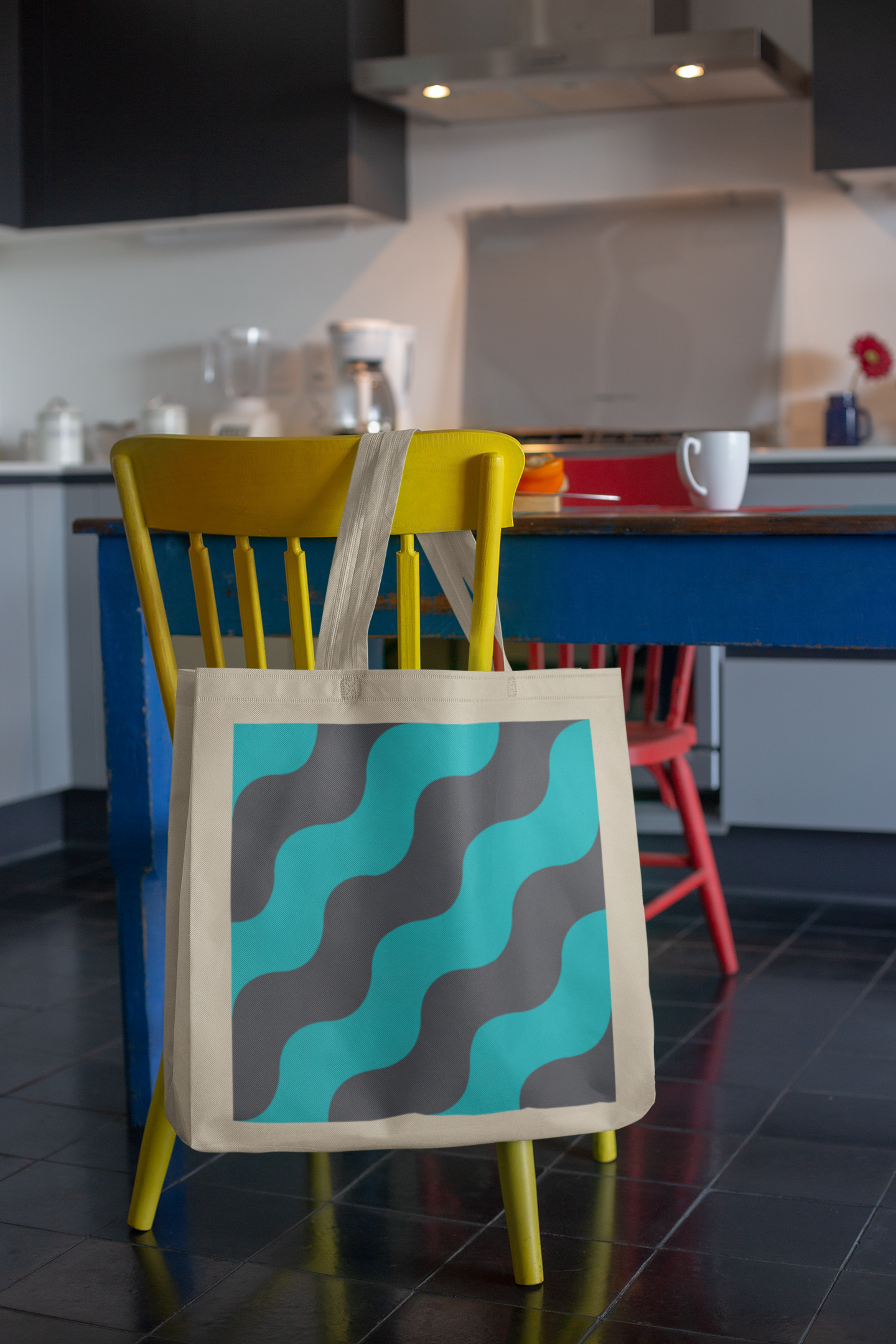 Wavy Tote